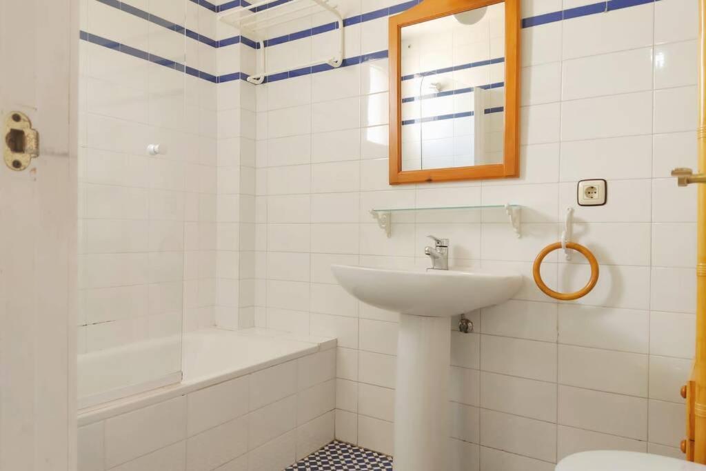 Homeyseville-Duplex Con Terraza Santa Cruz 5 Pax, Parking Optional Exterior photo